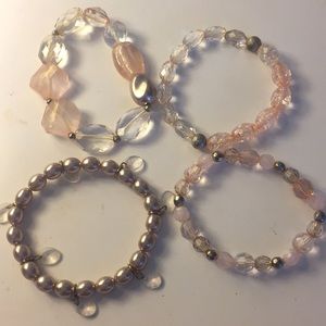 Set of 4 bracelets